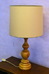 Lampička dřevěná bílé stínítko 68cm