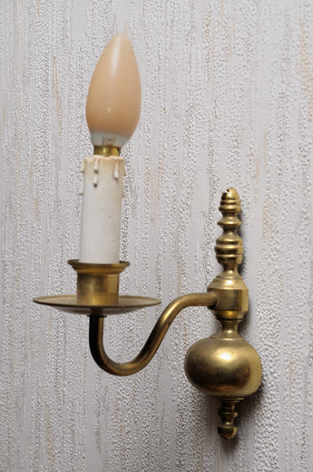 Lampička mosazná nástěnná zlatá