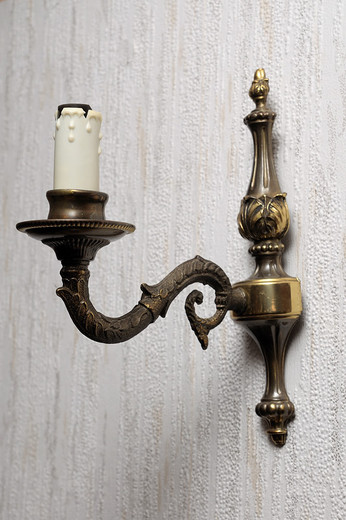 Mosazná lampička zlatá nástěnná