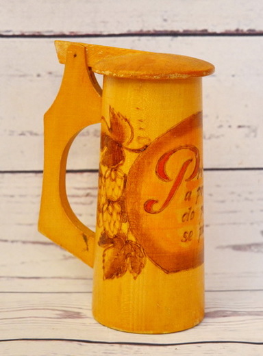 Pivní dřevěný krigl Korbel s pokličkou