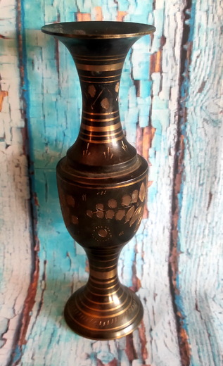 Černá mosazná váza 19cm