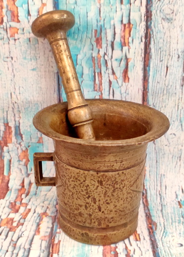 Starožitný mosazný hmoždíř 13,5cm