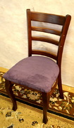 Dřevěná jídelní židle z masivu fialová