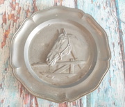 Obraz - Cínový stříbrný talíř kůň